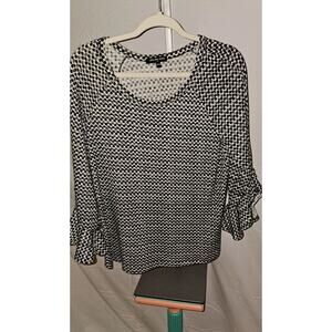 Cha Cha Vente Polka Dot Stretchy Womens Blouse With Flare Sleeve Size M